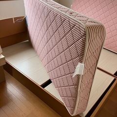 ベッド＋ベッドマット各２セット
