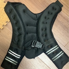 【ジム用品】　重量負荷ベスト　9kg  Weight vest 9kg の画像