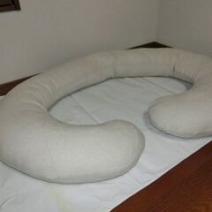 ◆◆◆未使用　マタニティー用　腰痛防止　安眠C字クッション　近場...
