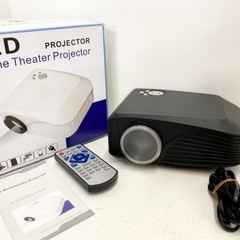 美品 LED ホームシアター プロジェクター 映画 ホームパーティー
