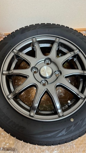 N-BOXなど！スタッドレスタイヤ4本　155/65R14インチ ブリヂストン ブリザック VRX2 4.5J 4H100 スタッドレ