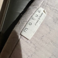 イブル　抱き枕　ライトグレーの画像