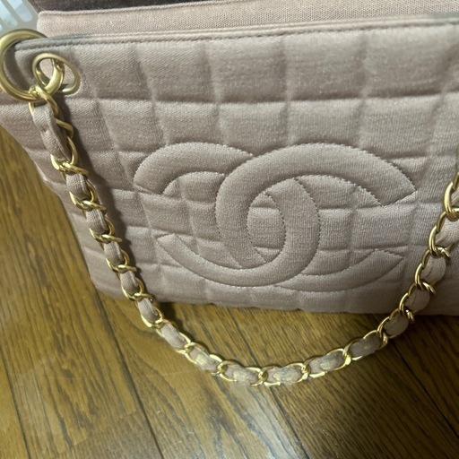 CHANELチェーンバック