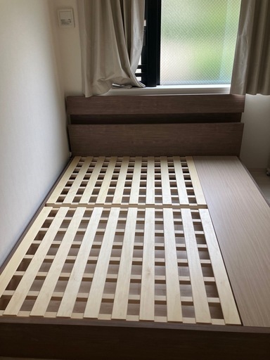 【使用半年美品】【フランスベッド】クイーンサイズベッドフレーム　引き出し収納付き