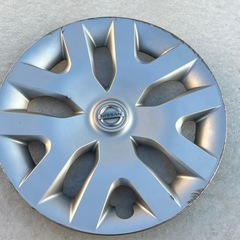 日産 リーフ AZE0 中期型 S 純正 16インチホイールキャップ4枚セット
の画像