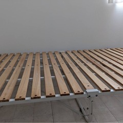 ベッド　折り畳みすのこベッド　セミダブル　　　　