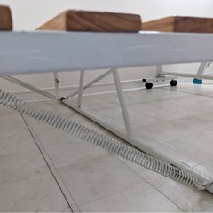 ベッド　折り畳みすのこベッド　セミダブル　　　　の画像