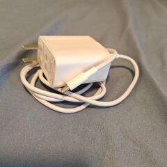 高速充電のタイプＣ充電器