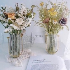 水やりお手入れ不要でずっと飾れる本物の花　花瓶にさせるタイプのド...