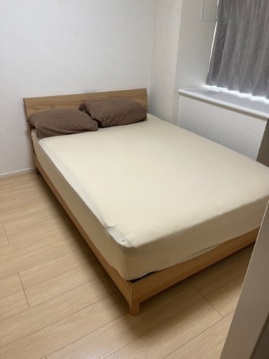 【急募•値下げ】ベッドフレーム　ダブルサイズ　※ほぼ未使用