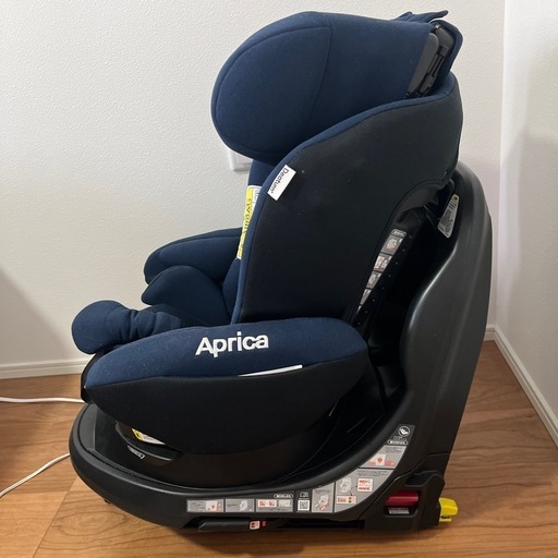 チャイルドシート　Aprica