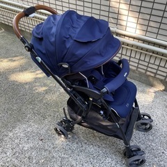 【値下げ】apprica ベビーカー　ラクーナビッテ　アカチャンホンポ限定モデルの画像