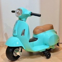 電動乗用玩具 ベスパ GTS ミニ Vespa miniの画像