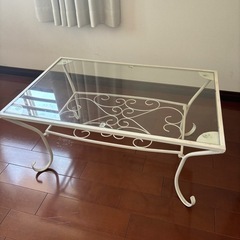 アンティークテーブル　あげます