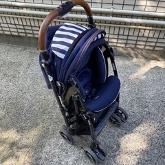 【値下げ】apprica ベビーカー　ラクーナビッテ　アカチャンホンポ限定モデルの画像