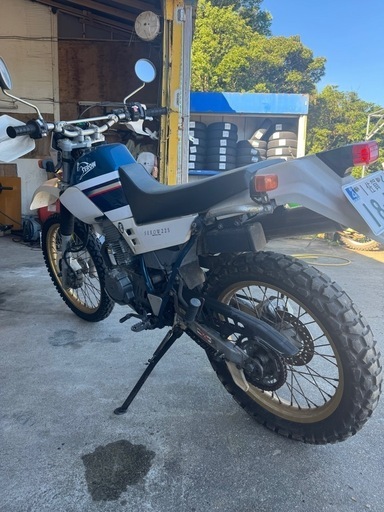 セロー225