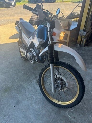 セロー225