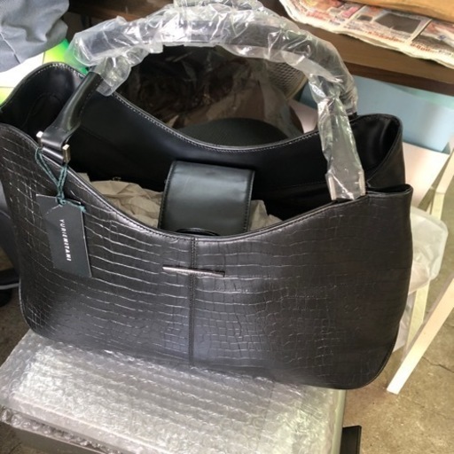 NO：1860    大きめ手提げ　　未使用品❣️   超お買い得‼️
