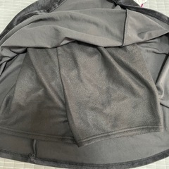 ★新品タグ付き★あったかインナーパンツ付きスカート　150 黒の画像