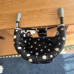 折り畳みチェアーの画像