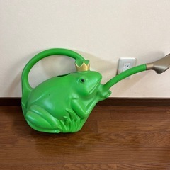 カエル　ジョウロ