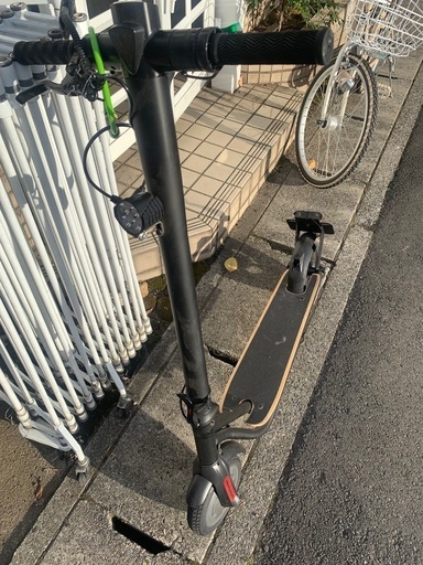 電動　キックボード
