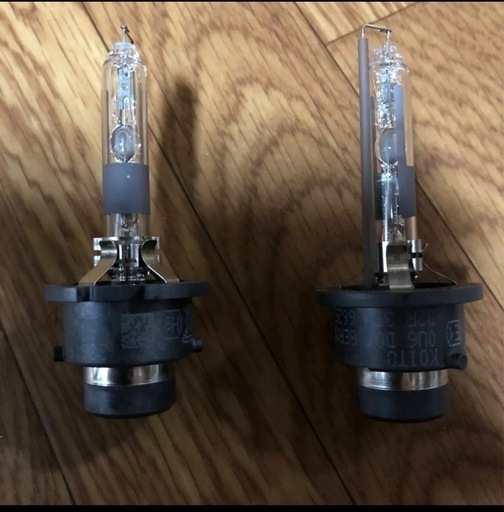 HIDバルブ　D2R 6000K２個セット