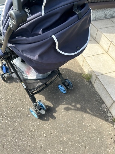 ベビーカー