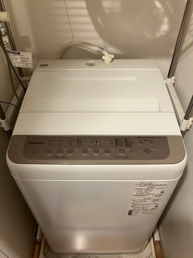パナソニック　7キロ全自動洗濯機　NA-F70PB15