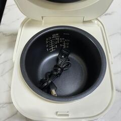 タイガー TIGER 炊飯ジャー JBU-A551 3合 2018年製 ホワイトの画像