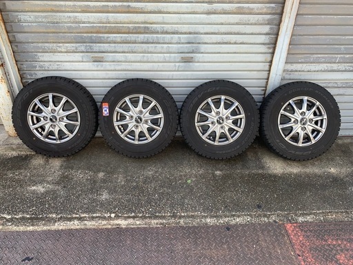 スタッドレスタイヤ　145/R12 軽トラ・軽バン