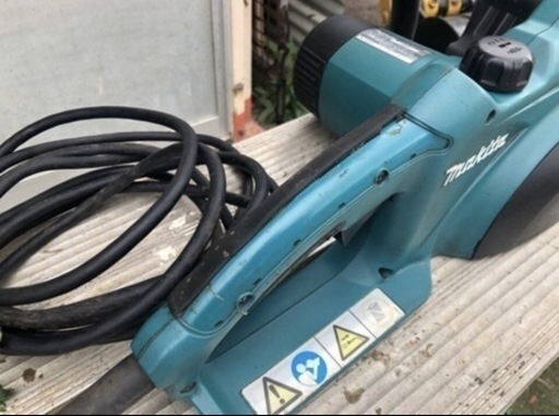 ???中古　マキタ電動チェーンソー②