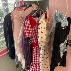 レディースお洋服フリーマーケット500円〜