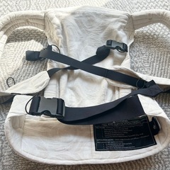 【美品】アーティポッペ　抱っこ紐
　の画像