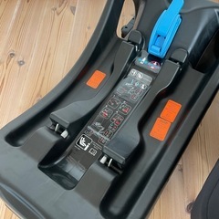 【取引中です】チャイルドシート（ベビーシート）セット10月までの画像