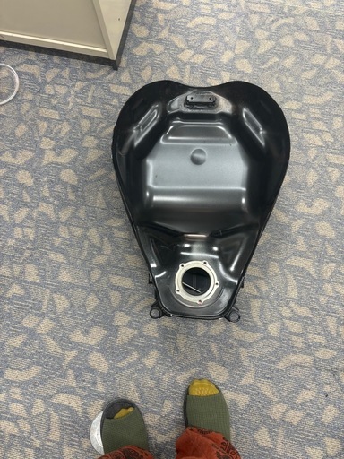 Kawasaki z900rs タンク　凹み傷あり