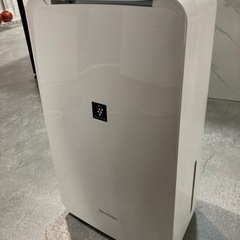 (ID123)SHARP シャープ CV-P71-W 衣類乾燥除湿機 プラズマクラスター 除湿機 2022年製