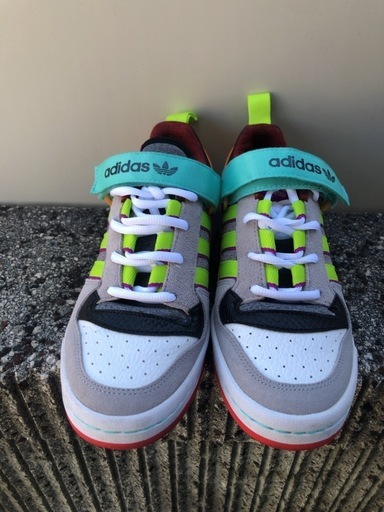 adidasフォーラムロウ！