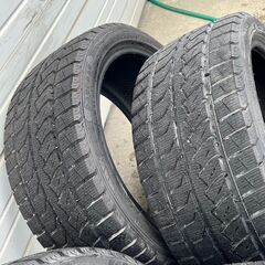202491522【札幌】245/40R18スタッドレス　冬タイヤ　FARROD　WRX S4　インプレッサ　ランサーの画像