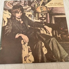 ROD STEWART - NEVER A DULL MOMEN...