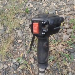 草刈機。RYOBI。ジャンク品。の画像
