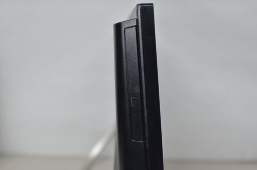 中古良品 一体型パソコン 富士通 FH77/D3 Windows11+office core i7-9750H/爆速SSD1TB+HDD1TB/メモリ8GB/23.8インチ/ブルーレイ/テレビ機能