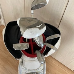 レディースゴルフクラブセット　ラウドマウスの画像