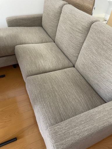 【決まりました】ニトリ　布張りカウチソファ
