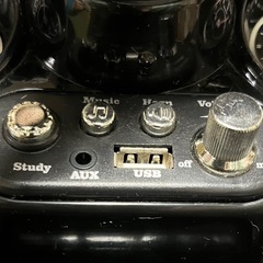 子供用　室内で使用 ベンツ　玩具　音が出る　エンジン音　クラクション　タイヤにもベンツの画像