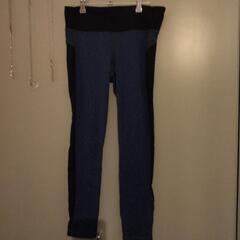 トレーニングパンツ　レディース