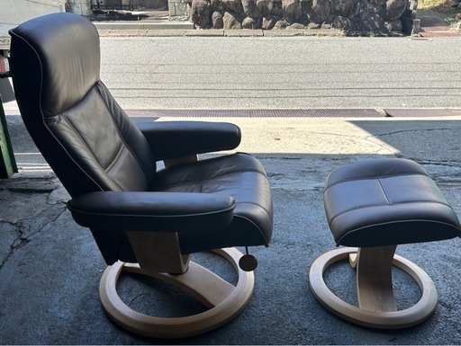 《取引者様決定》美品　IMG Comfort社製 アイエムジーコンフォート Norway ノルウェー 北欧 リクライニングチェア&オッ