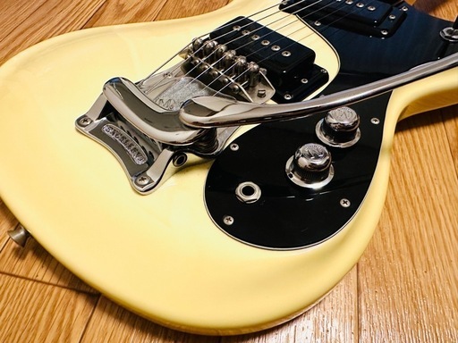 Mosrite Excellent 65 ホワイト