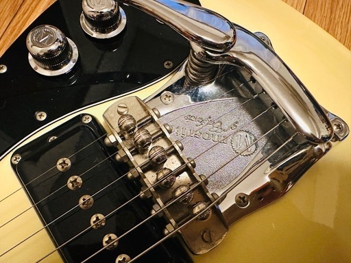 Mosrite Excellent 65 ホワイト