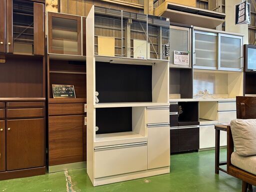 【愛品館八千代店】3枚扉キッチンボード　鏡扉